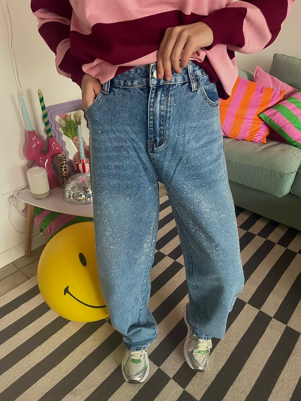 Thumbnail: RHINESTONES jeans