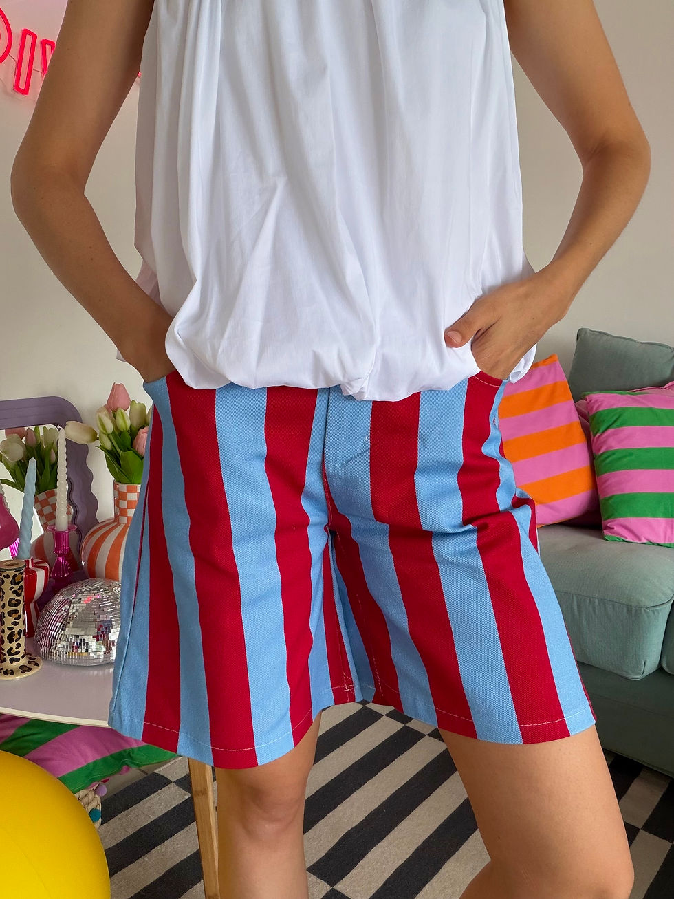 Thumbnail: Alice shorts