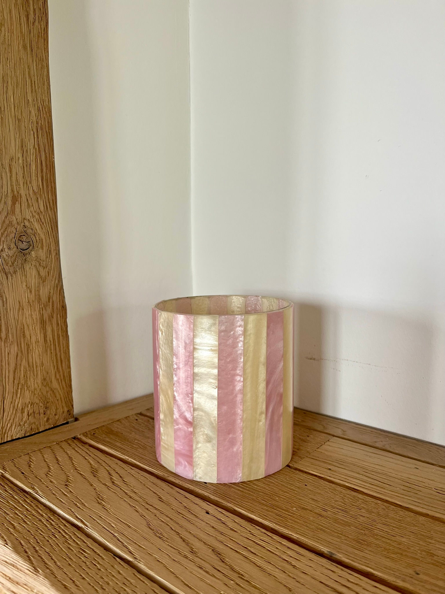 Lichtroze lente vaasje