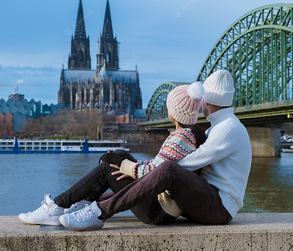 couple-city-trip-cologne-germany-during-winter-europe_677754-5833.jpg