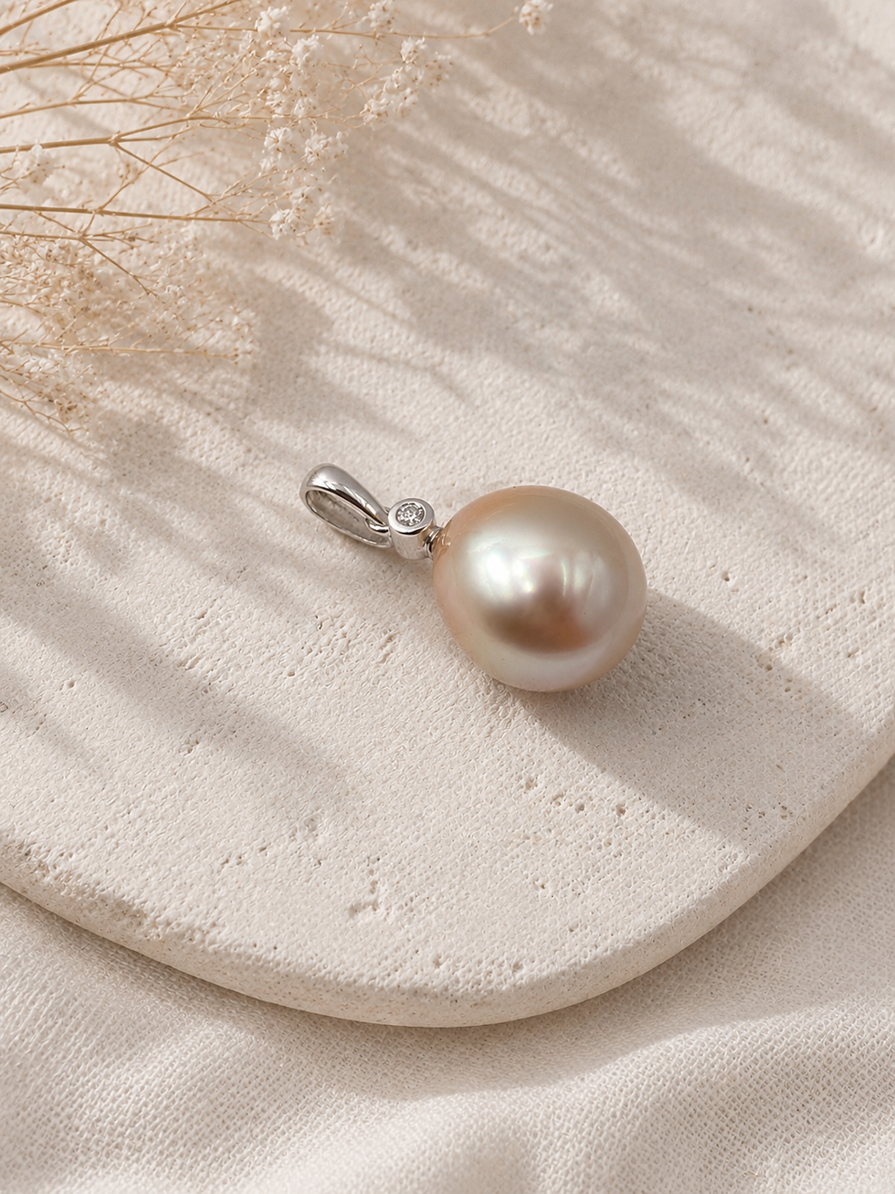 Miniatura: Pendentif perle d'Australie poire 13/14mm champagne or blanc et diamant