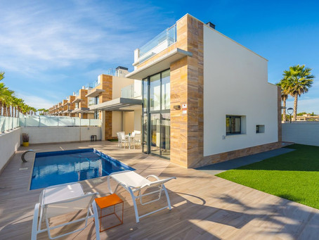 Elegant detached villa with pool In Orihuela Costa