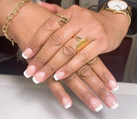 Manucure, french, beauté des mains