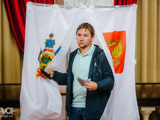 КРАСНОДАР.НАЧАЛ ВЫБОРЫ С НИЗКОЙ ЯВКИ