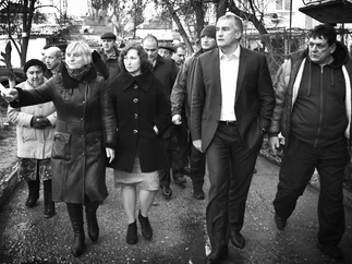 СИМФЕРОПОЛЬ.КРЫМ.НАЛАДИЛ КАПРЕМОНТ.СОПРОТИВЛЕНИЮ ВОПРЕКИ