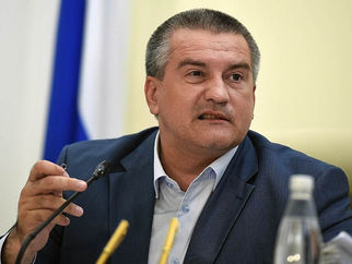 СИМФЕРОПОЛЬ.АКСЁНОВ ИЗВИНИЛСЯ ЗА ЛИФТЫ И КАПРЕМОНТА ФОНД.