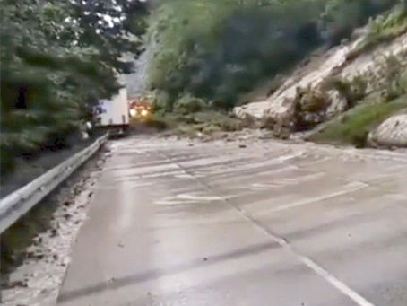 ДЖУБГА.КРАСН КР.ДОРОГА НА СОЧИ ОТКРЫТА ПОСЛЕ СЕЛЯ.