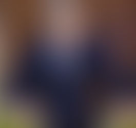 ВЛАДИКАВКАЗ.СЕВ.ОСЕТИЯ.ОТСТАВКУ ГЛАВЫ ВСТРЕТИЛА МОЛЧА. 