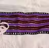 womens_tallit3.avif