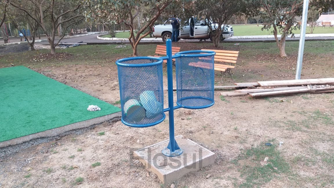 Lixeira Ferro com Tela