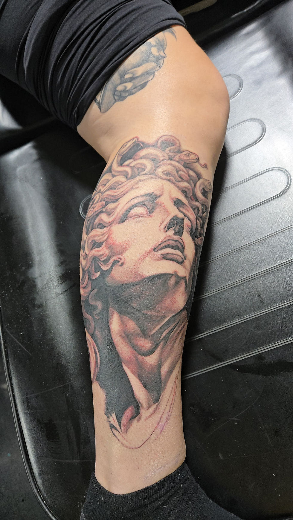 319e98_ebe47022980a419ba6e323cae1dad14e~mv2