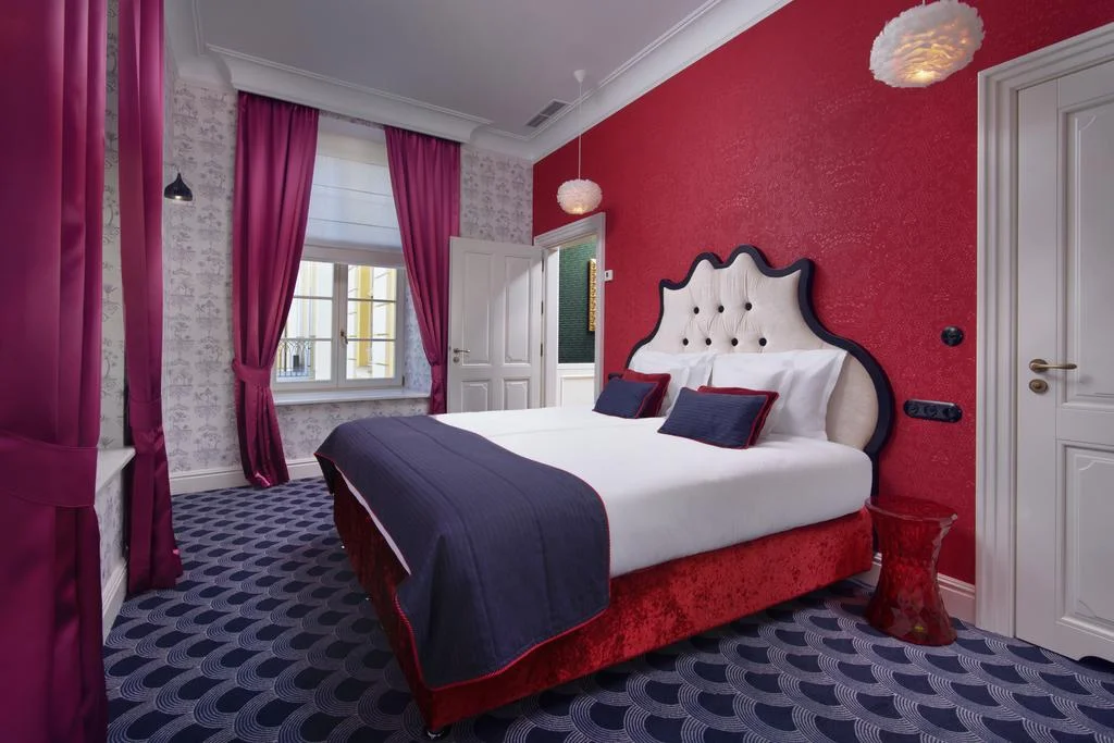 Pokój hotelowy (Quadrille Hotel)