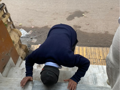 Ash and Lil do India - Blog 6 - To the Ganges