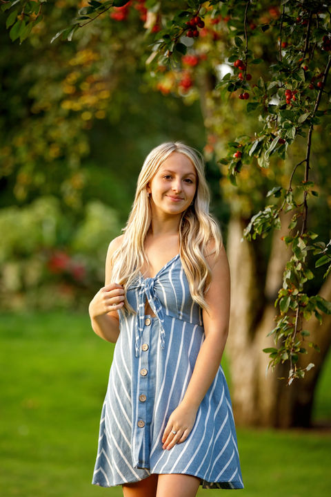 Senior Portraits in Boston Gardens