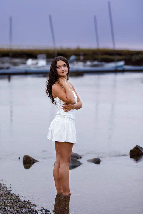 Senior portraits photographer, High school senior photography, Custom senior portraits, Unique senior photo ideas, Professional senior portraits near me, Senior photo sessions