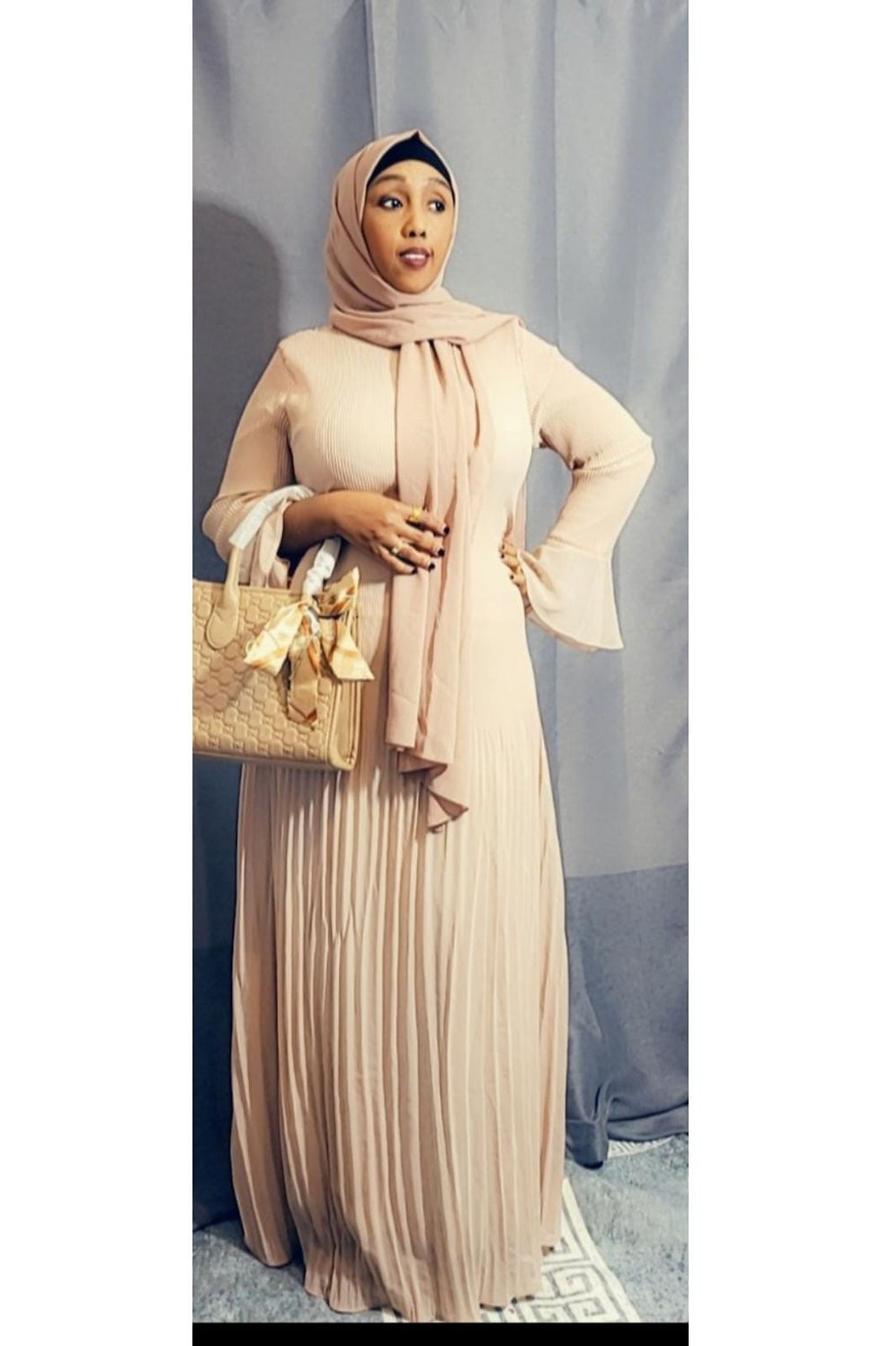 Thumbnail: Fashionable pleated dresses