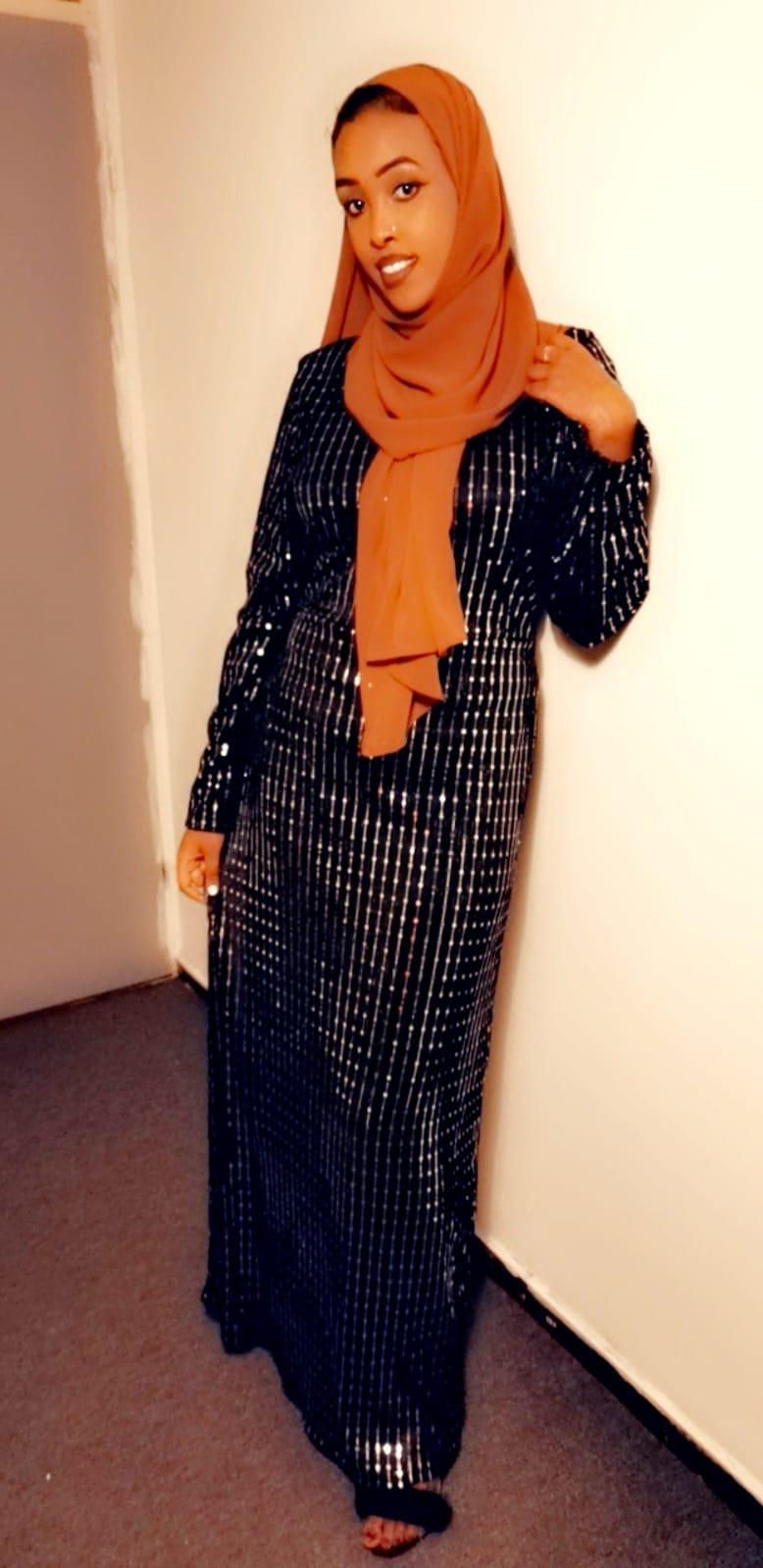 Thumbnail: Shiny Sequins Evening Dresses