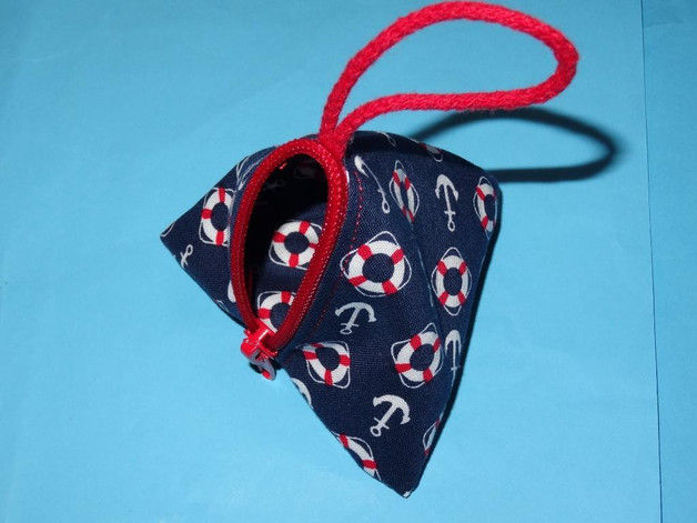 Miniaturbild: Schnullertasche in Überraschnungsfarbe