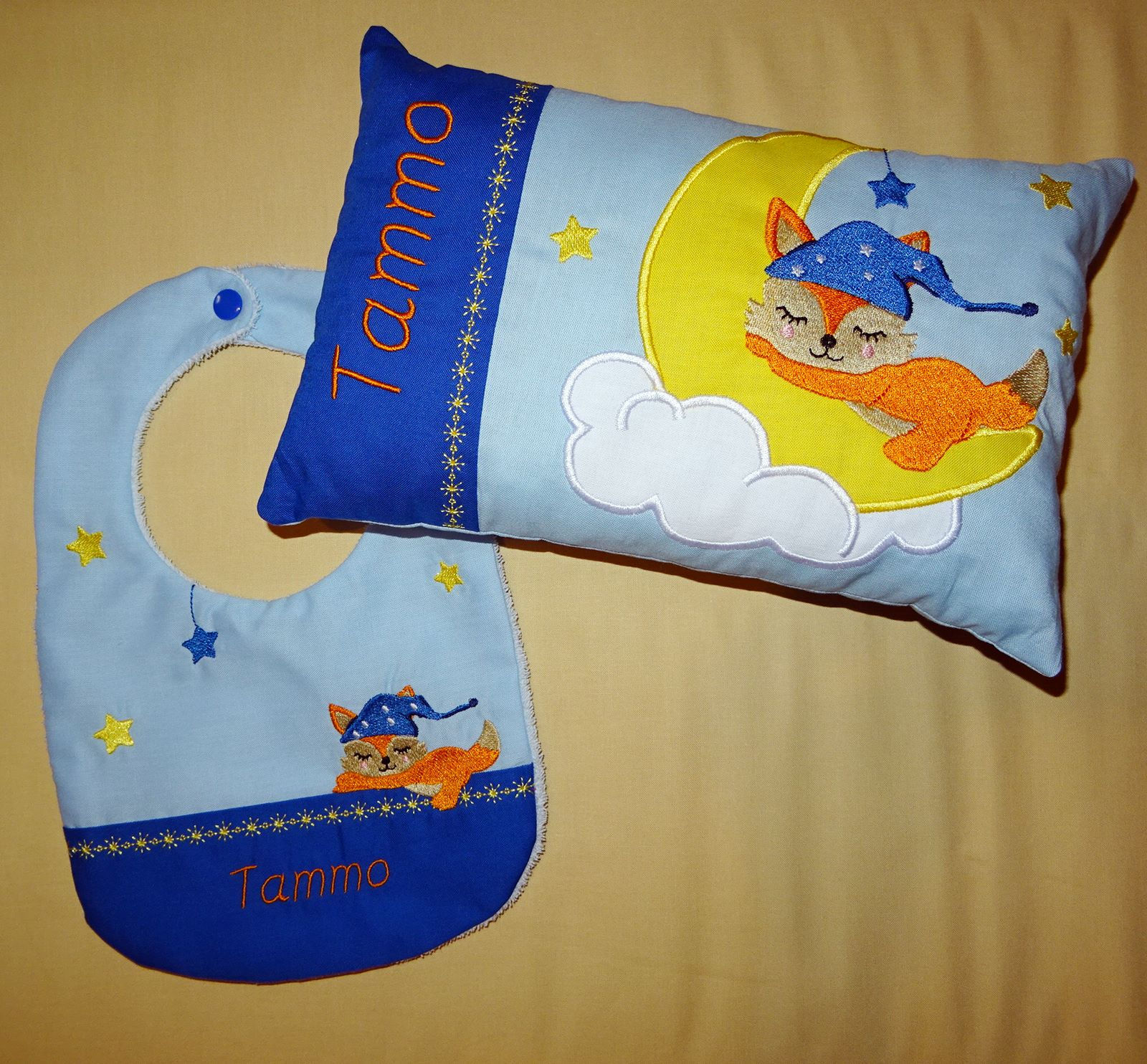 Stickdatei - Fuchs auf dem Mond Kissen und Lätzchen SET ITH