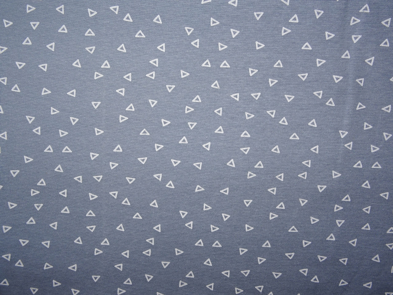 Bündchen Dreieck  - weiß auf grau - 2te Wahl