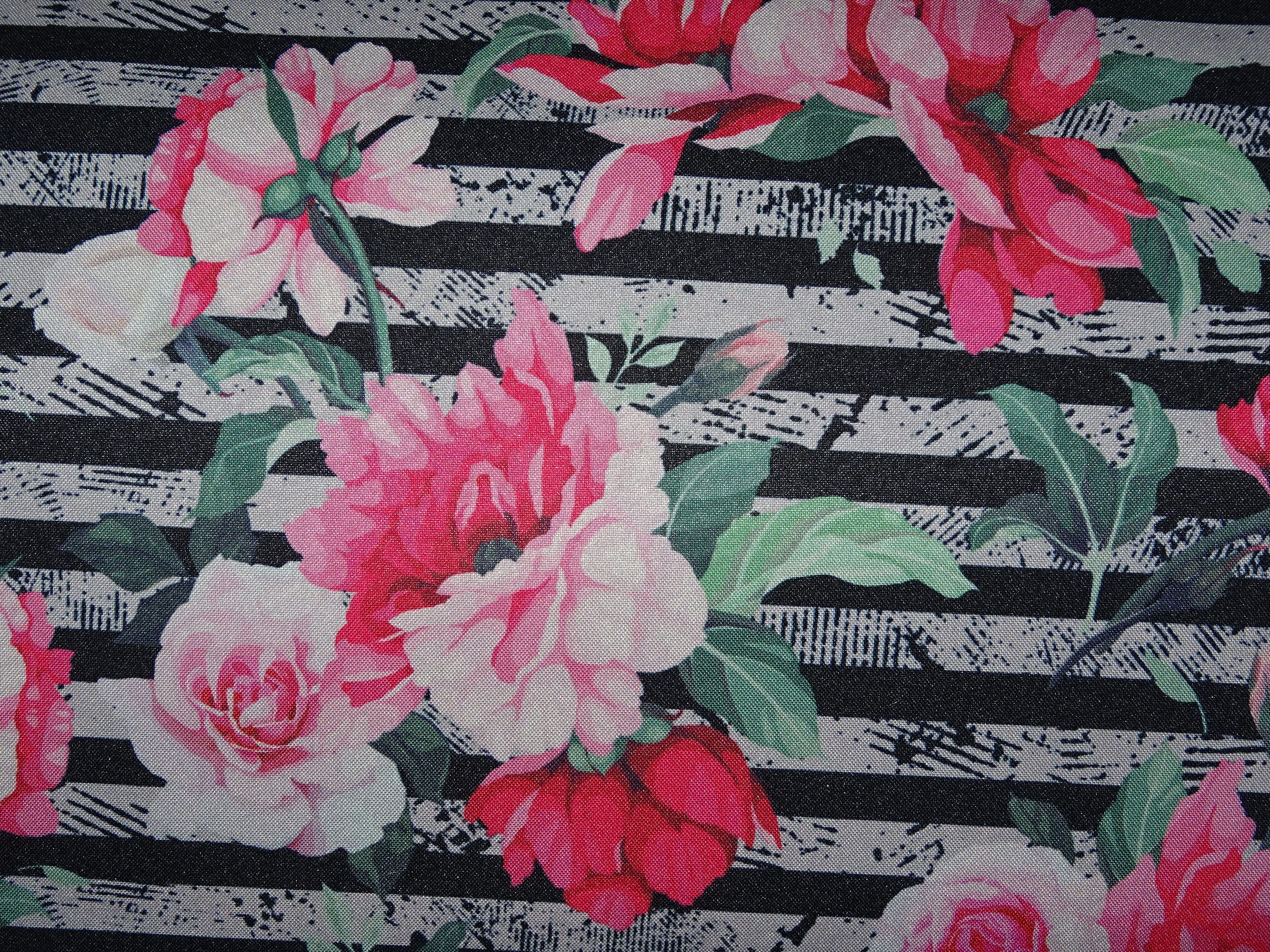 NANO Softshell - Rosen Blumen auf Streifen grau