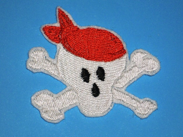 kleiner Totenkopf Aufnäher