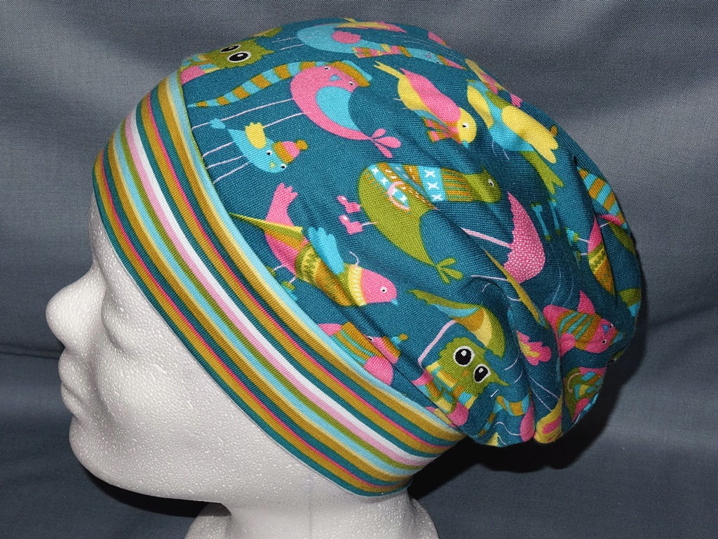 Beanie Vögel bunt petrol Mütze Tiere Handmade genäht Jersey