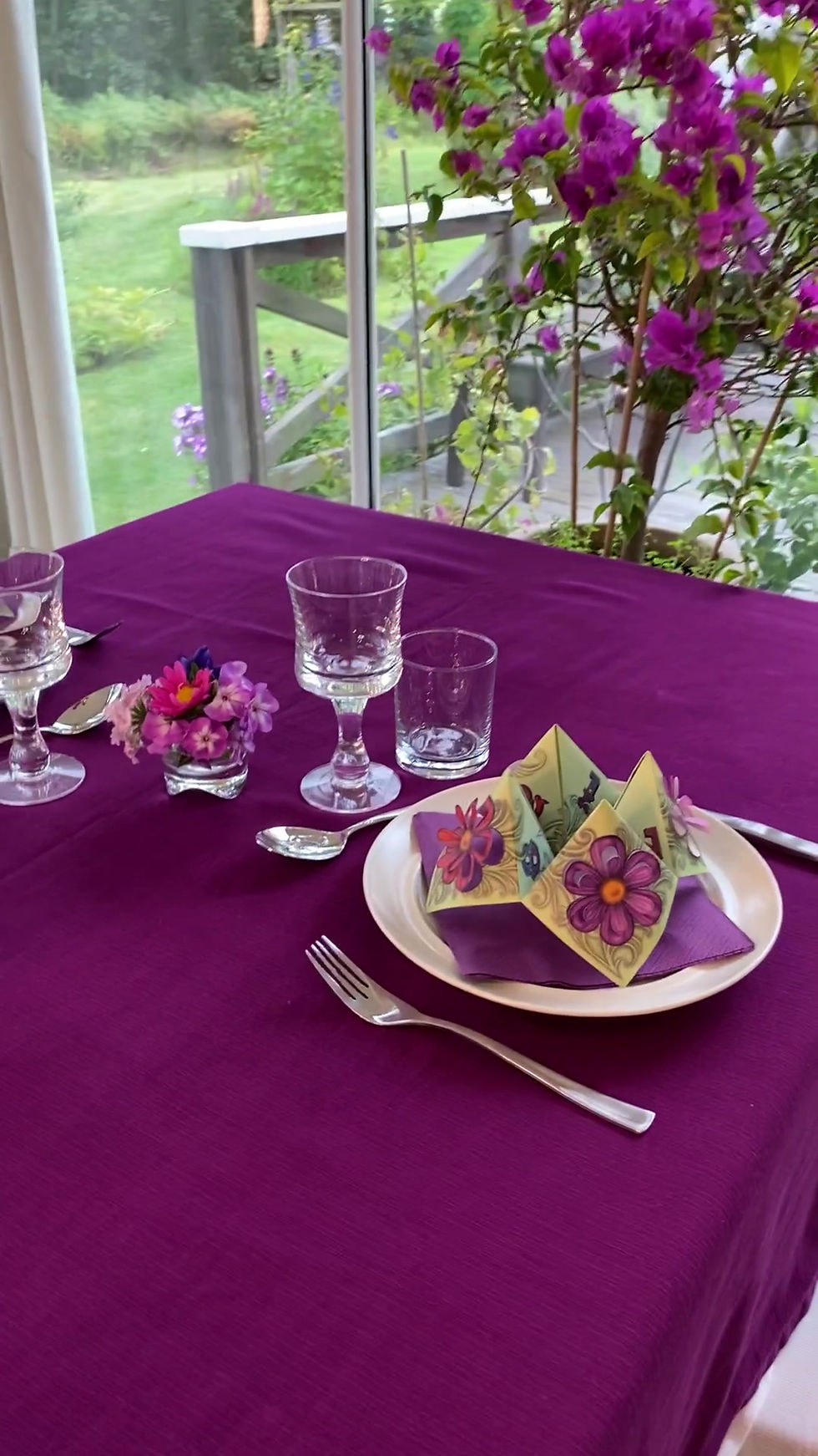Thumbnail: 4 pcs Dinner Party Game - Table Decor - Origami wedding favours - Vintage Flower