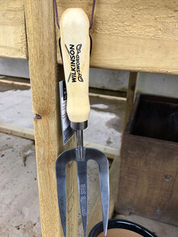 Wilkinson Sword Hand Fork