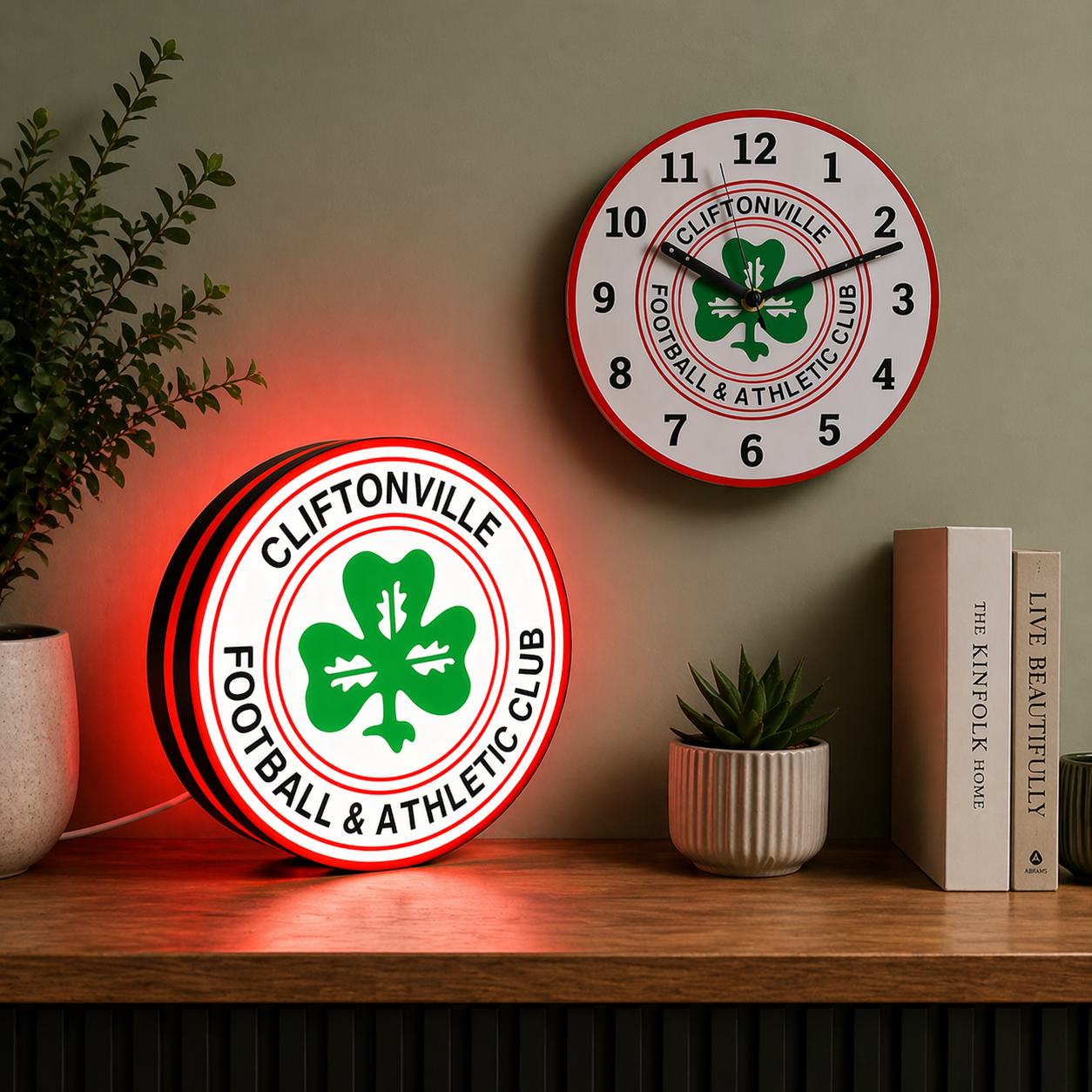 Cliftonville FC Lightbox & Clock Bundle