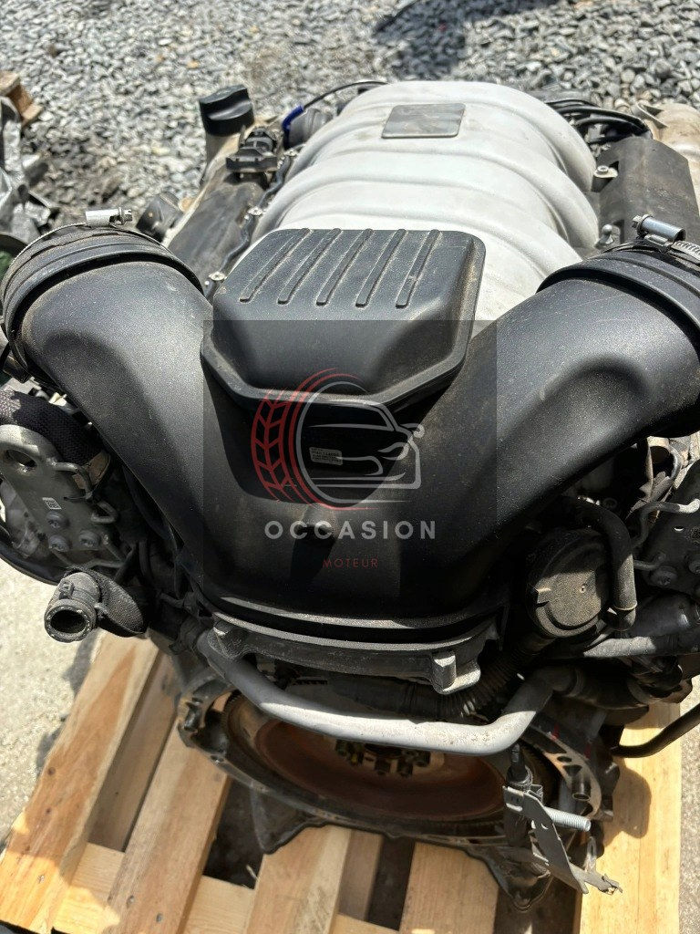 Miniature : Moteur complet Mercedes-Benz C63 AMG 6.3 V8 (W204) — réf. 156985
