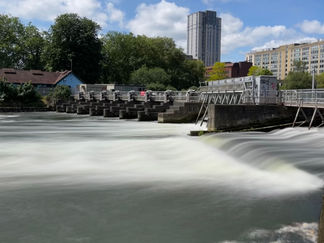 TH-0062D - The impressive Caversham Weir.jpg