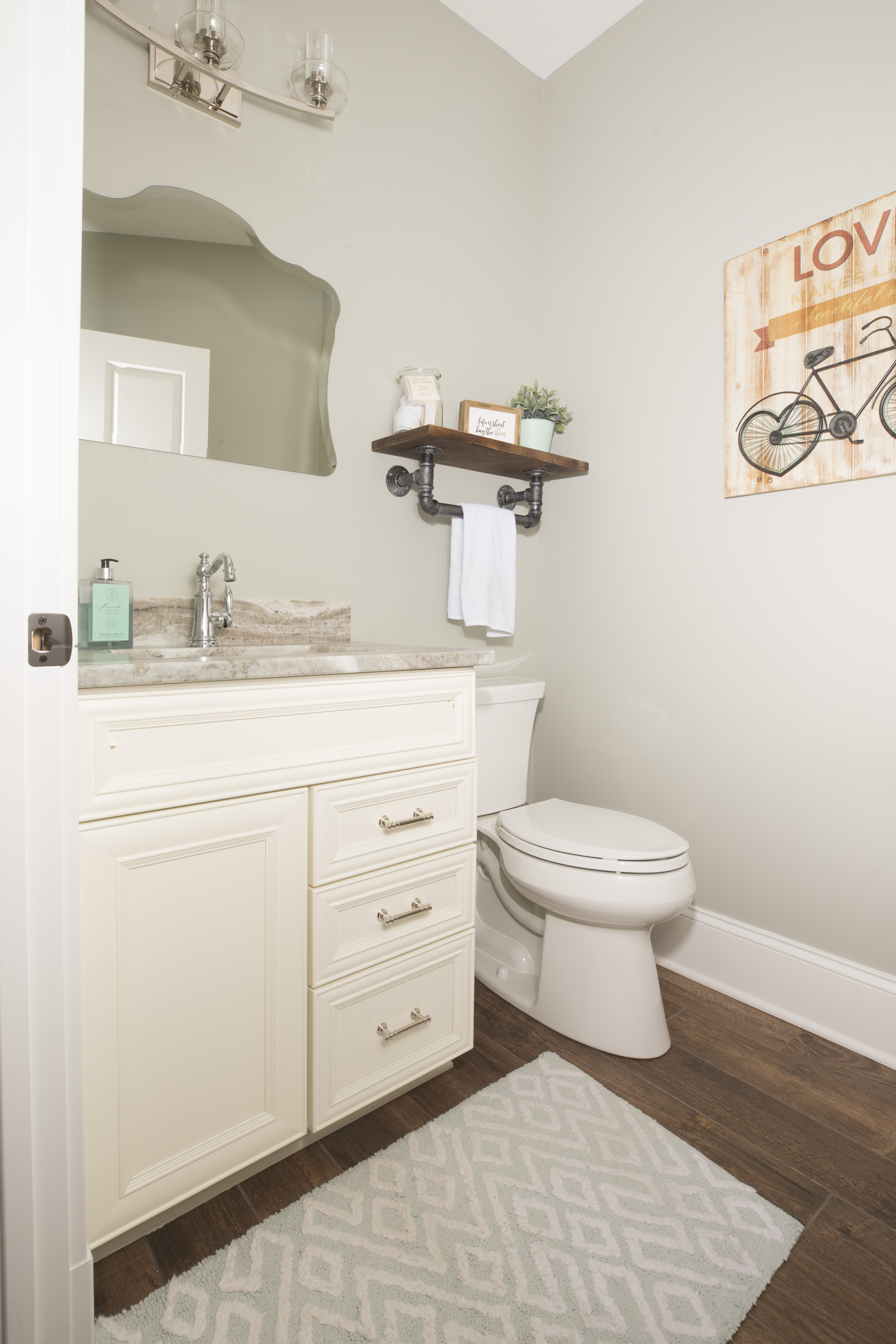 36" Three Drawer Vanity