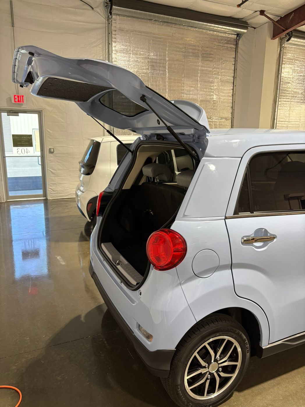 REAR HATCHBACK