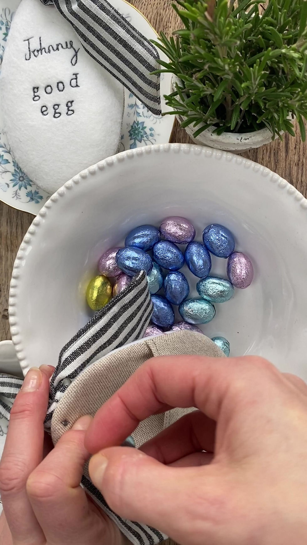 Thumbnail: Embroidered Easter Egg Pouch