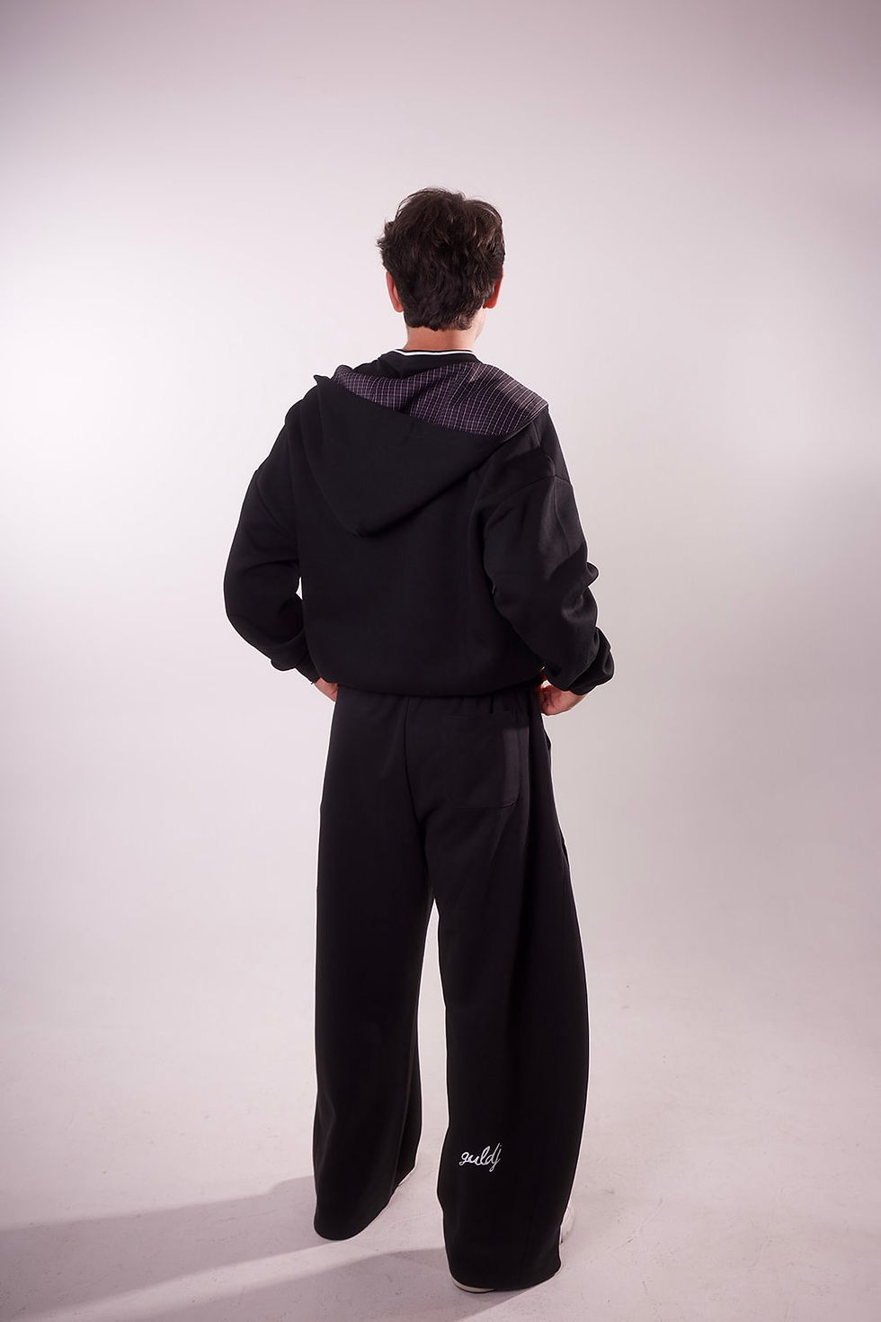 Thumbnail: Unisex Plaid Boxy Zip Hoodie