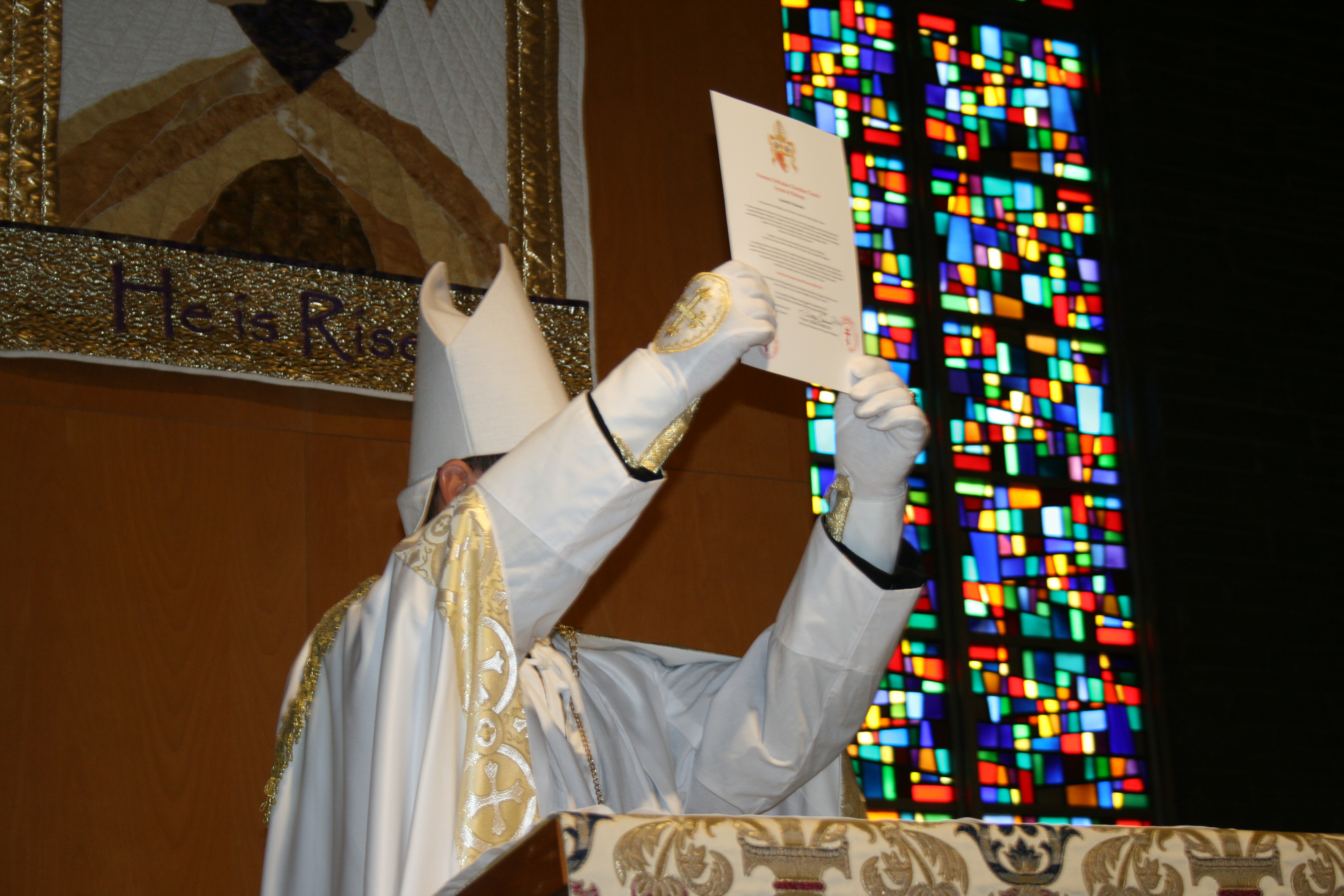 Displaying the Apostolic Mandate