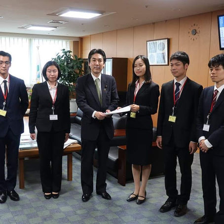 G20に向け 環境省副大臣に若者世代からの提言書を手交しました