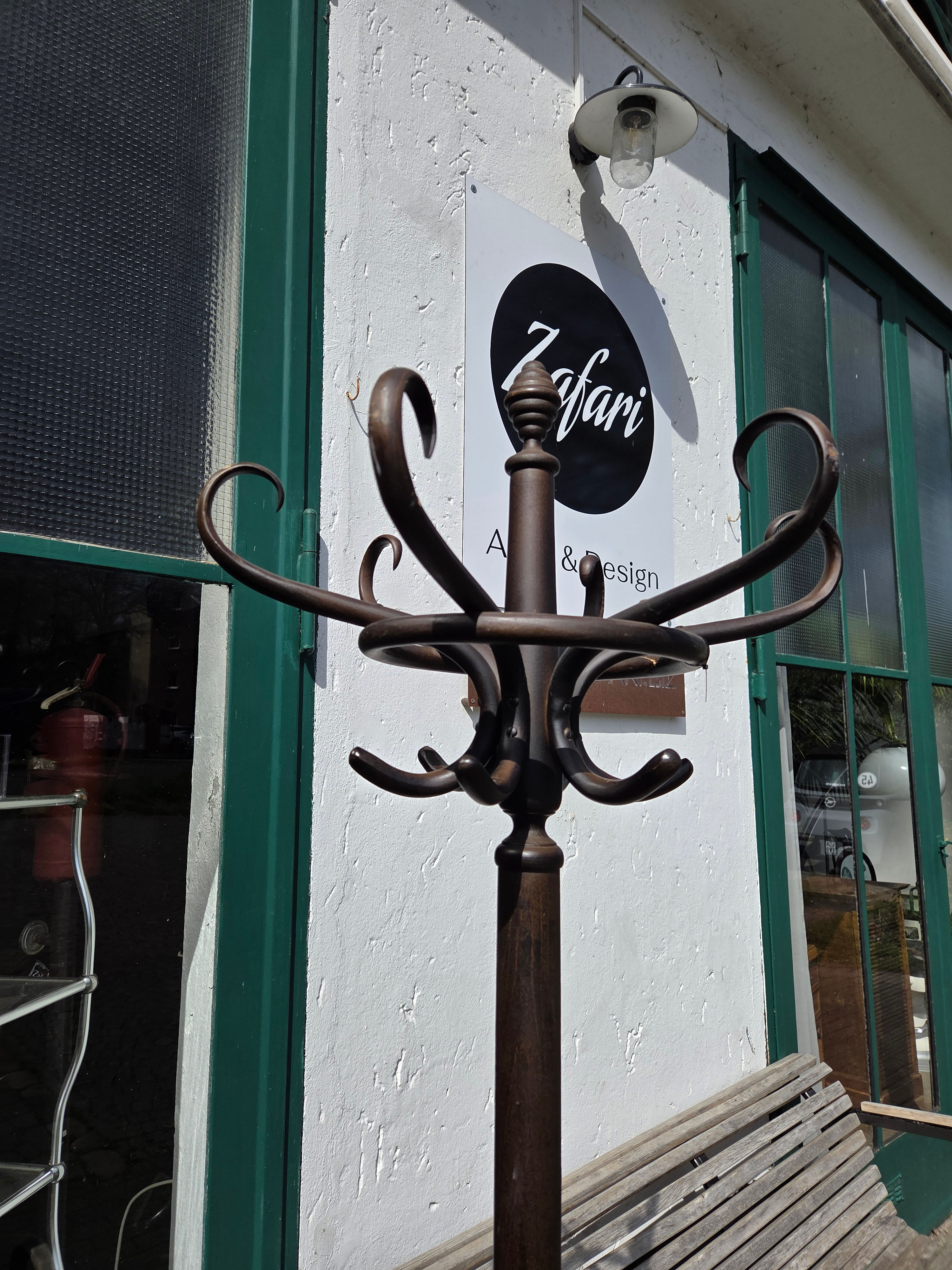 Antiker Bistro Garderobenständer im Thonet-Stil