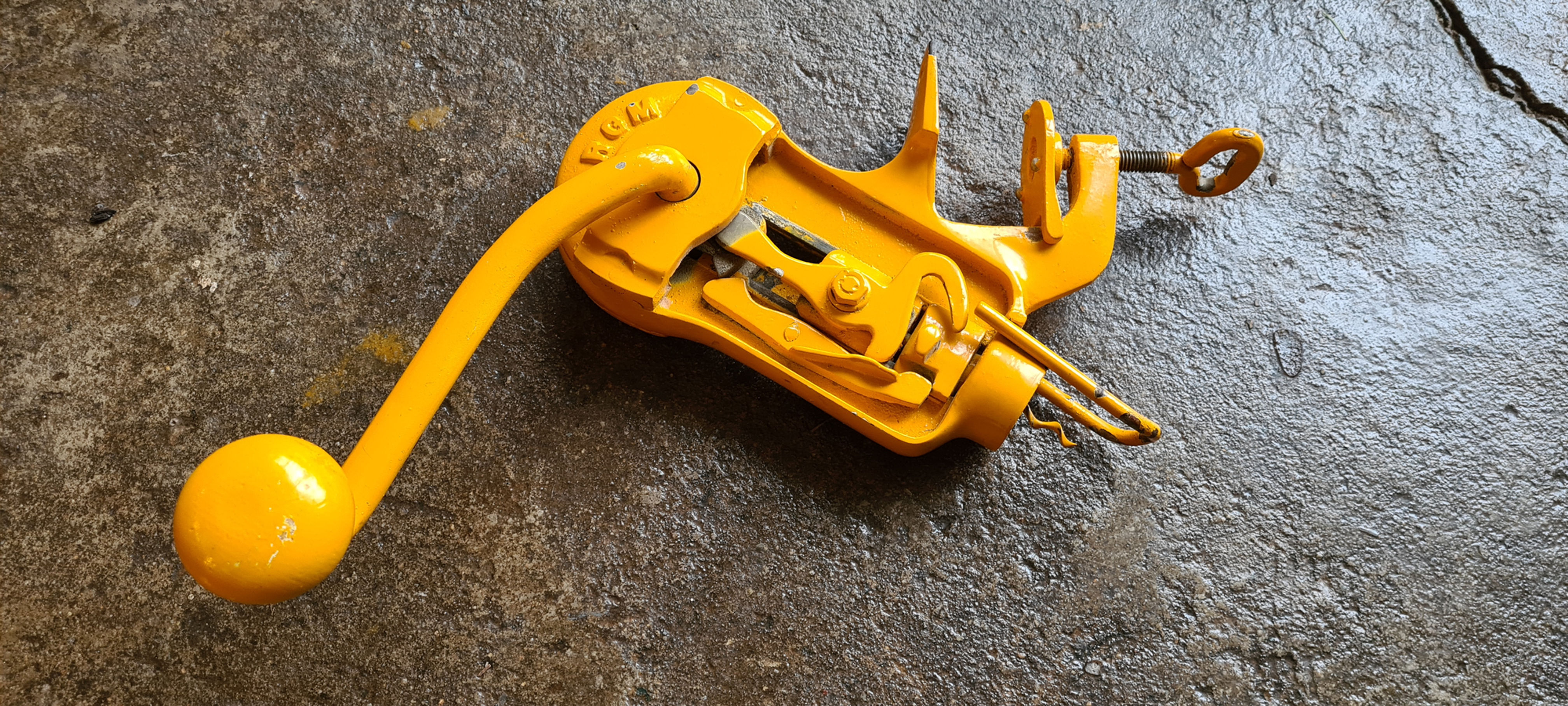 Cyklop DRGM Entkorkmaschine Profi Korkenzieher