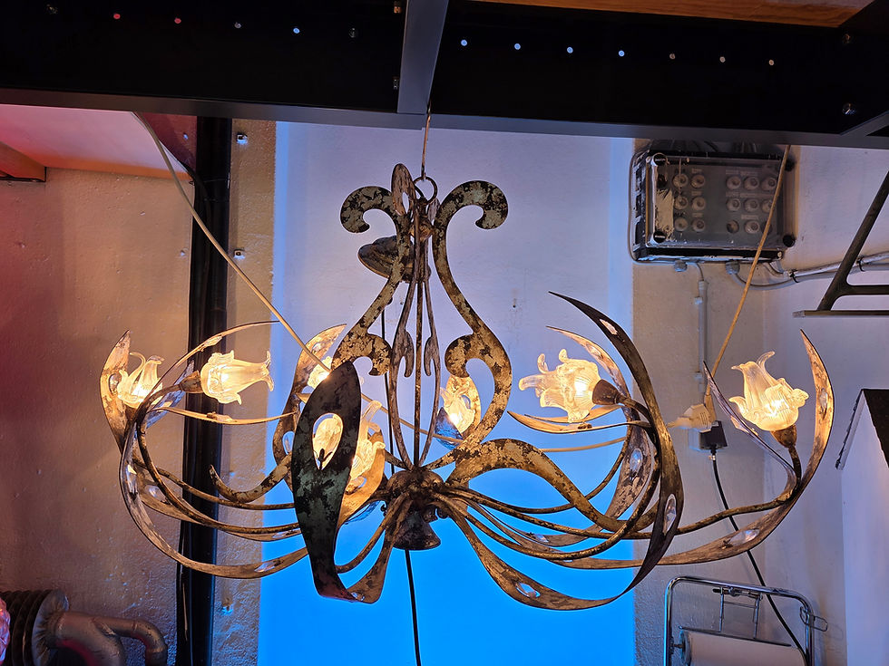 Miniaturbild: Antiker Kronleuchter / 130cm Metall / Glas Deckenlampe