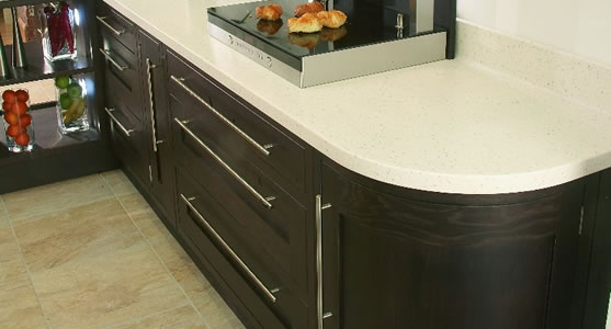 Shaker nero kitchen