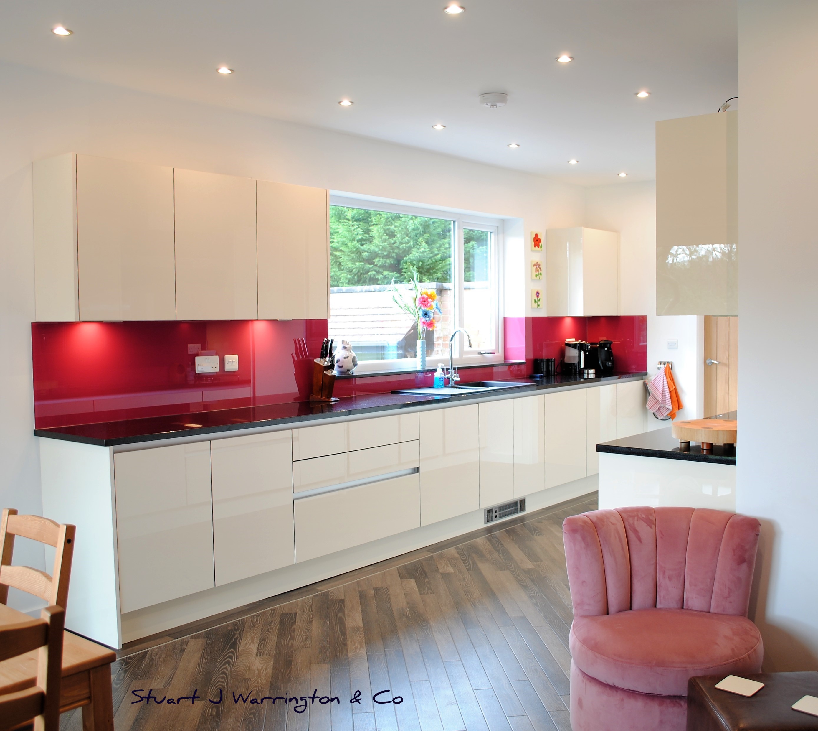 Cream Gloss Kitchen