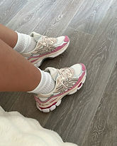 Asics gel nyc cream pink 🎀 (1).jpeg