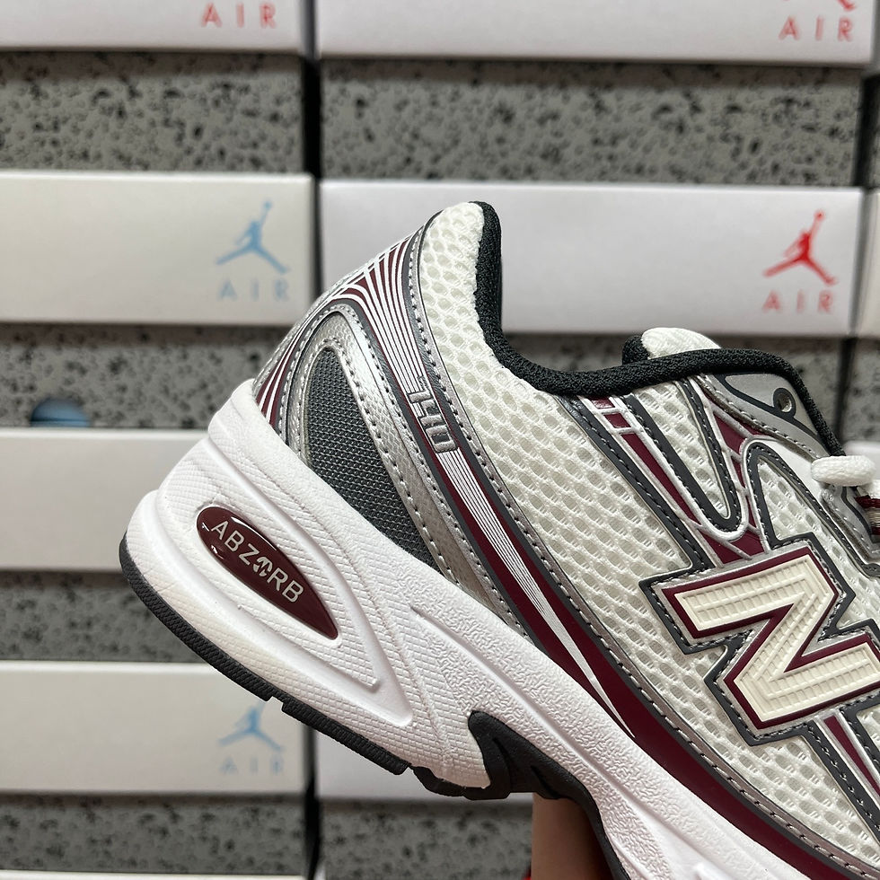 Miniatura: New Balance 740