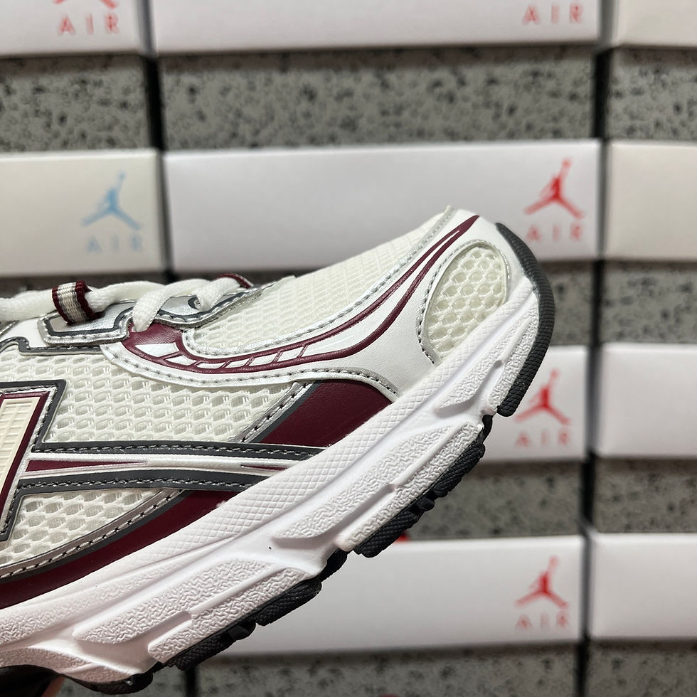 Miniatura: New Balance 740