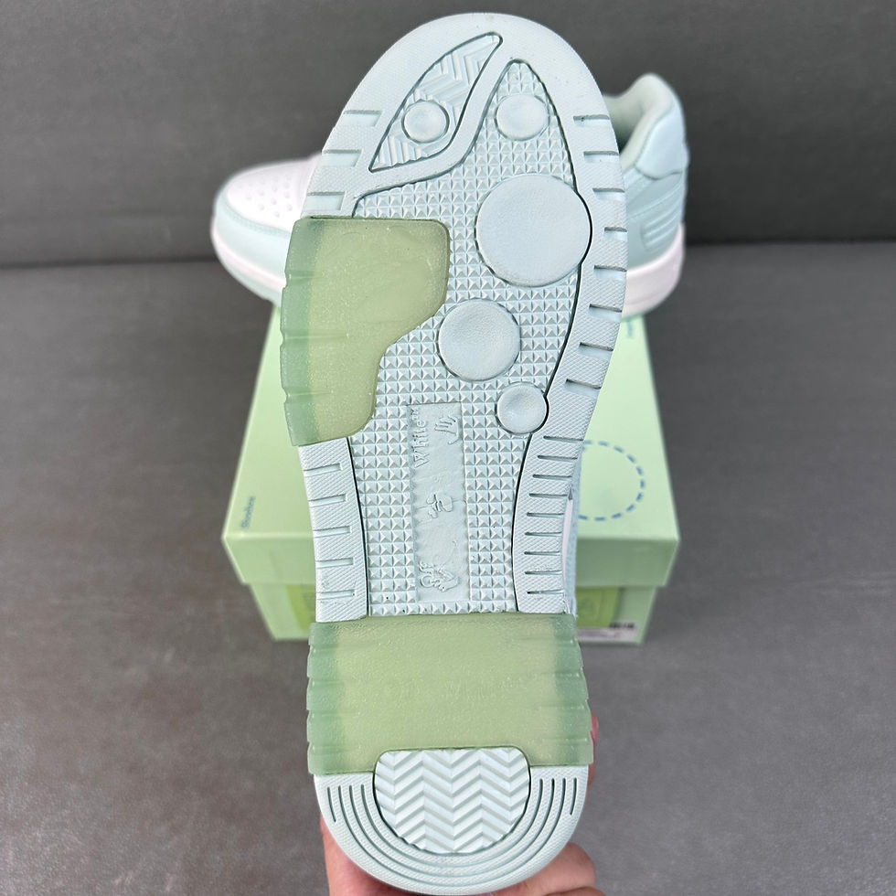 Miniatura: Off-White Out of Office