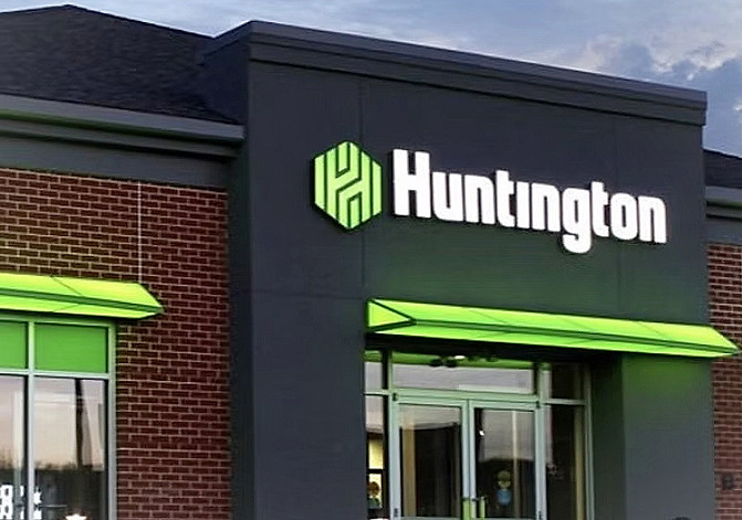 Huntington_edited.jpg