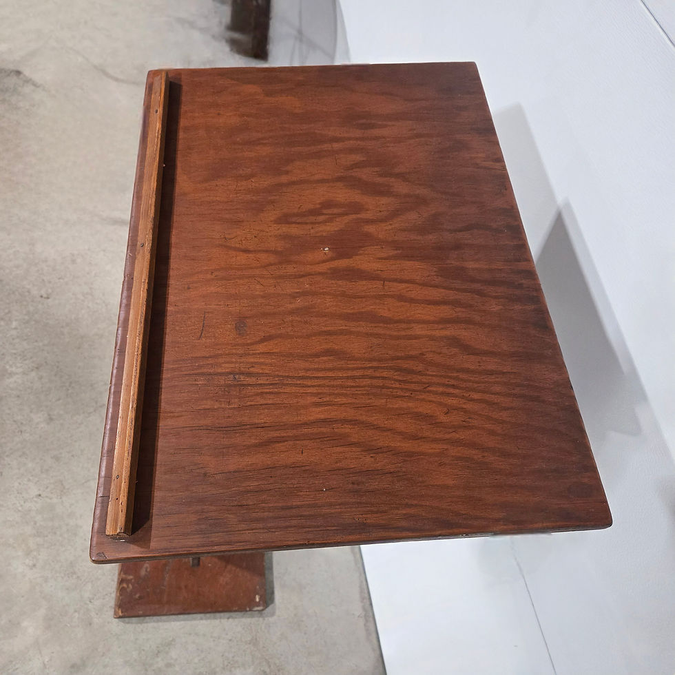 Thumbnail: Tall Pine Pedestal Podium Book Holder