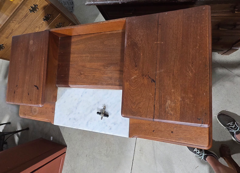 Thumbnail: Victorian 3 Drawer Chest